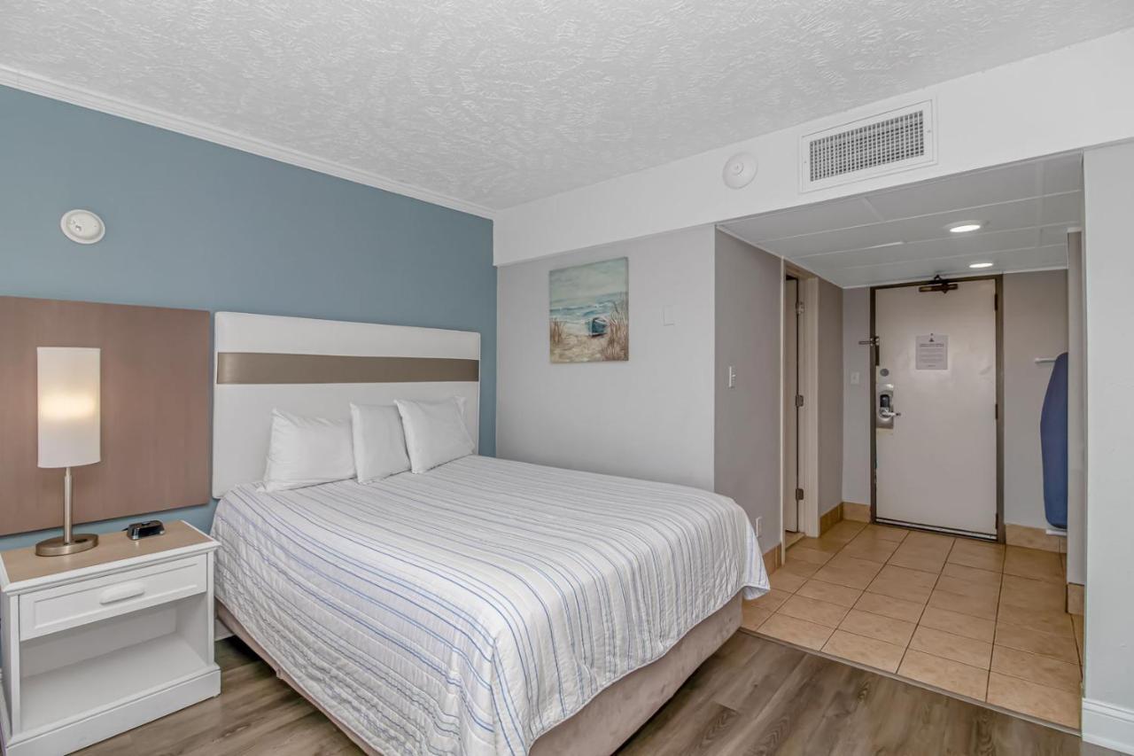 Ocean Reef Resort - Direct Oceanfront Studio - Nicely Updated! Perfect For 2-4 Guests! Unit 401 Мертл-Біч Екстер'єр фото