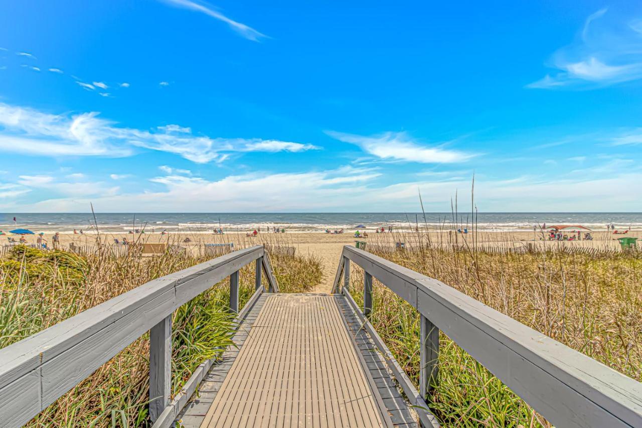 Ocean Reef Resort - Direct Oceanfront Studio - Nicely Updated! Perfect For 2-4 Guests! Unit 401 Мертл-Біч Екстер'єр фото