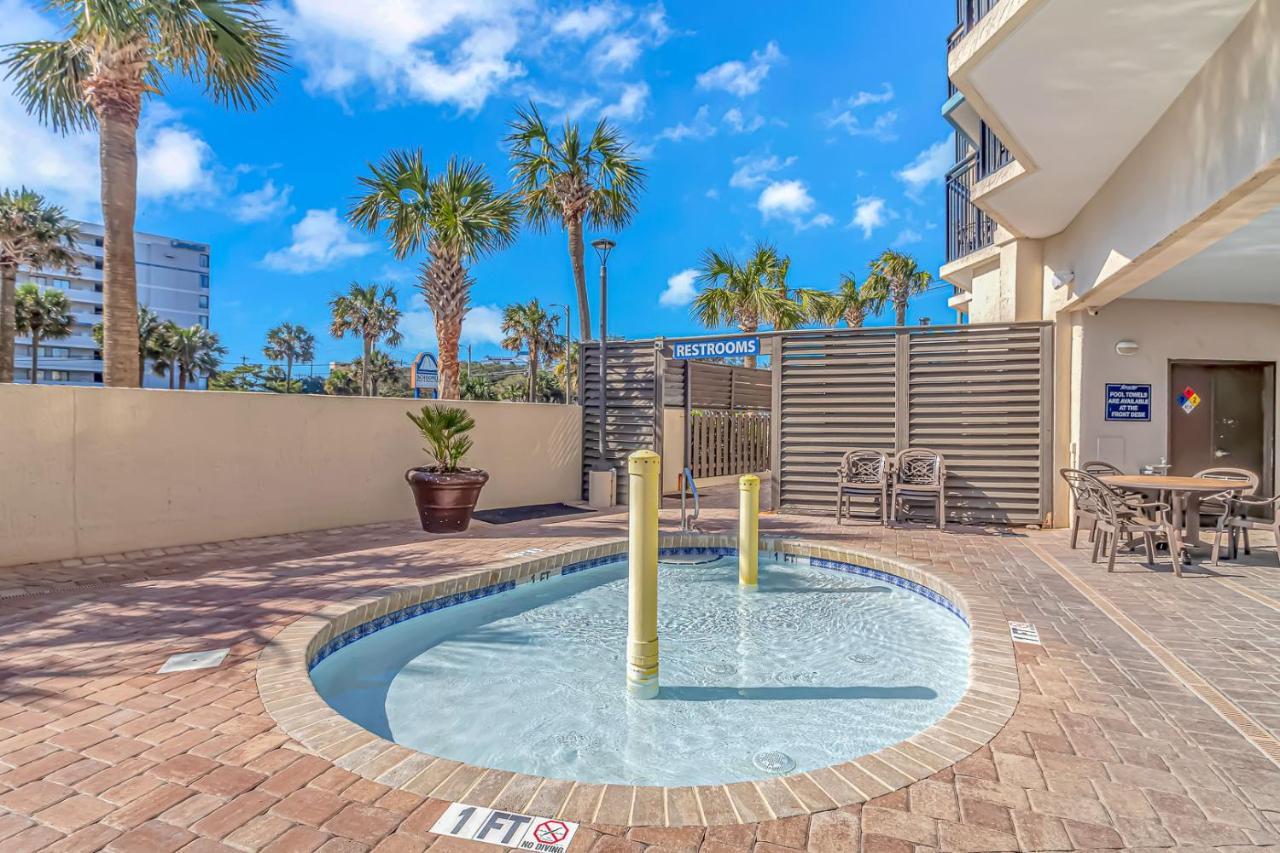 Ocean Reef Resort - Direct Oceanfront Studio - Nicely Updated! Perfect For 2-4 Guests! Unit 401 Мертл-Біч Екстер'єр фото
